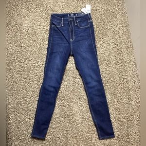 Hollister Jeans - Ultra High Rise